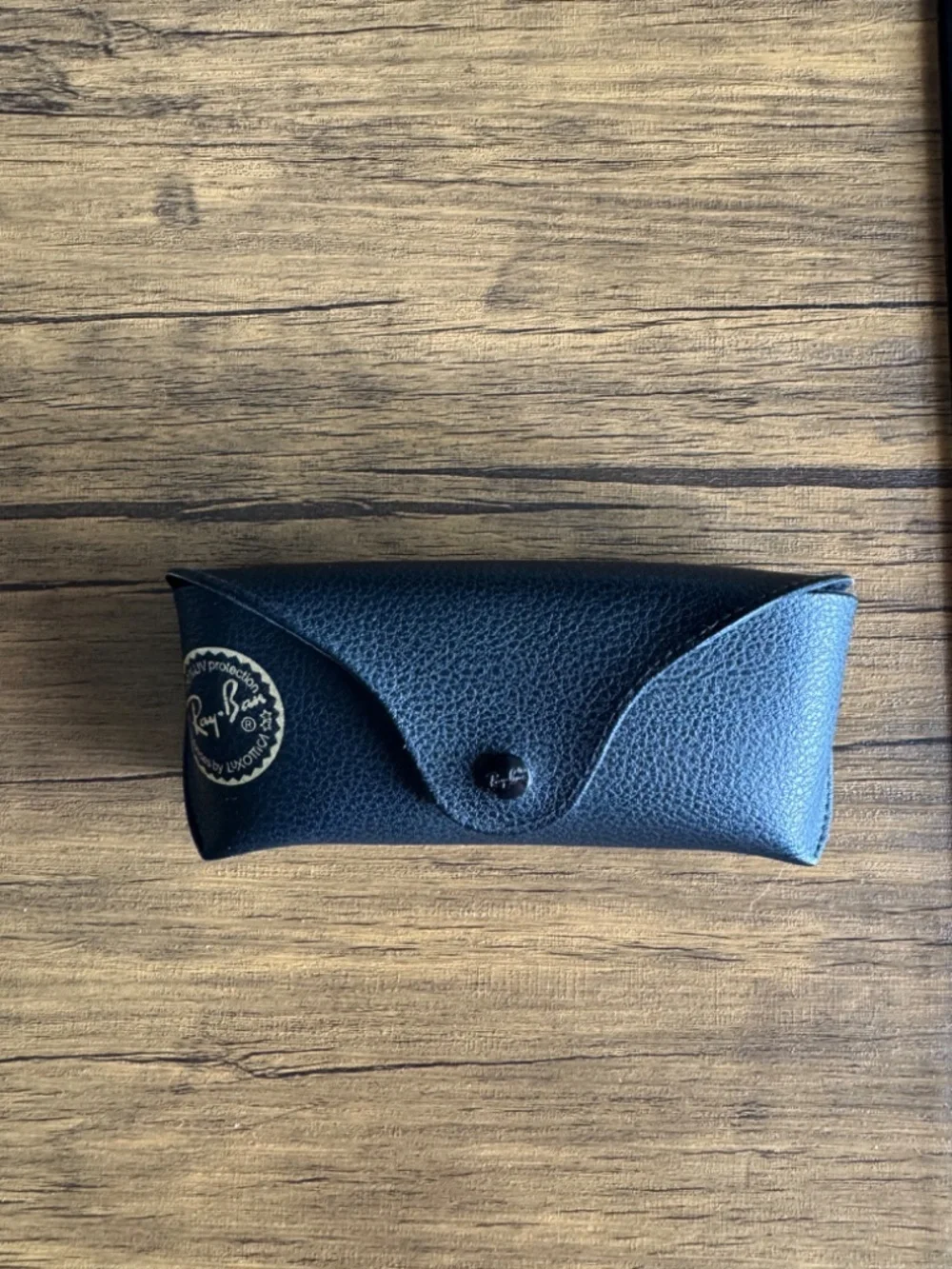 Ray-Ban black gradient